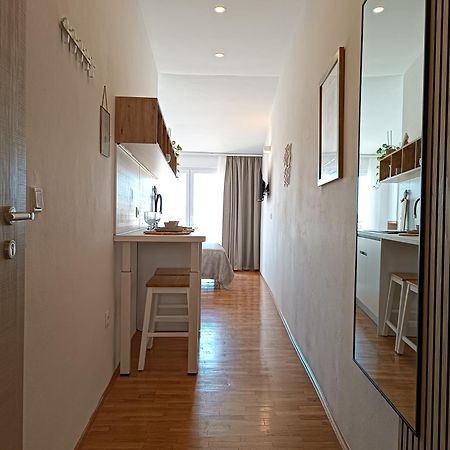 Pluton Apartamento Primošten Exterior foto