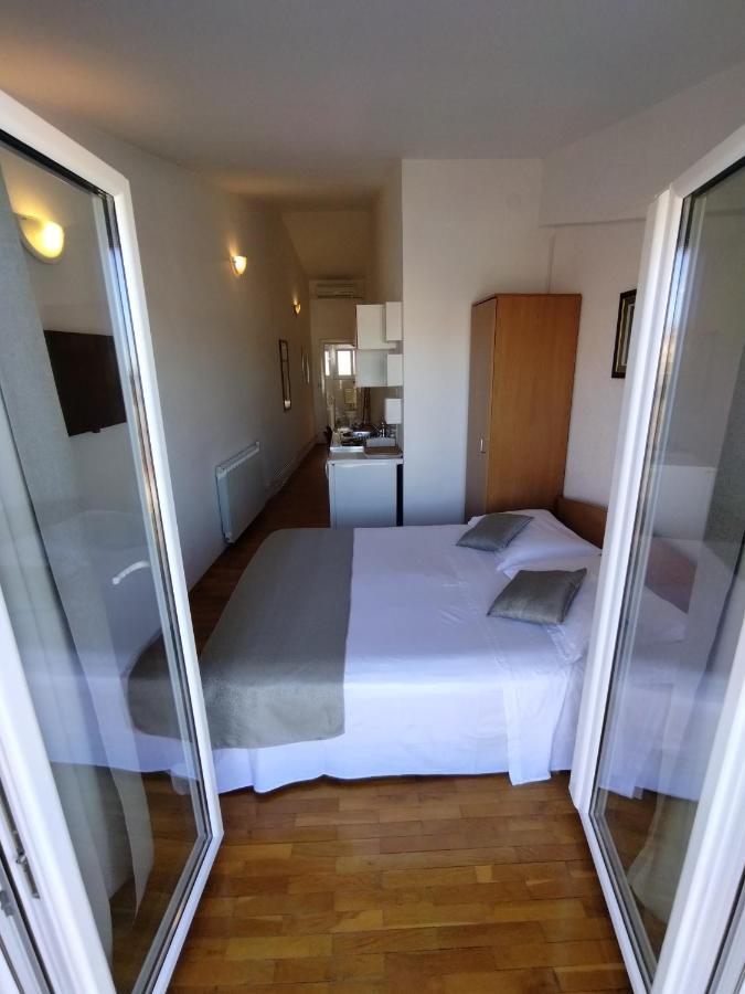 Pluton Apartamento Primošten Exterior foto
